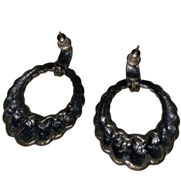 Vintage 80s Steampunk Front Hoop Earrings in Pewter - Picture 2 of 3